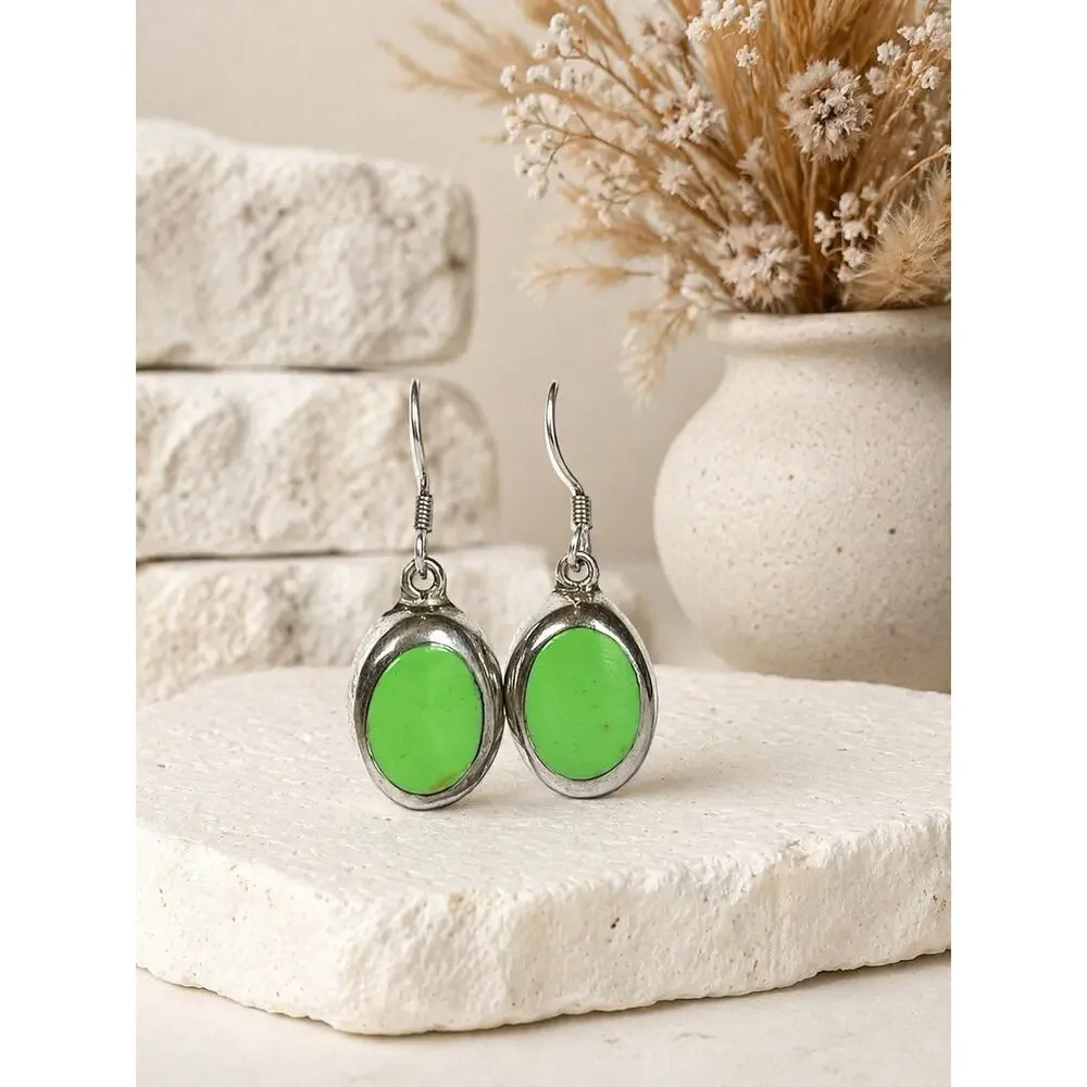 Vintage Sterling Silver Gaspeite Drop Earrings Green Dangle Southwest 925 Oval